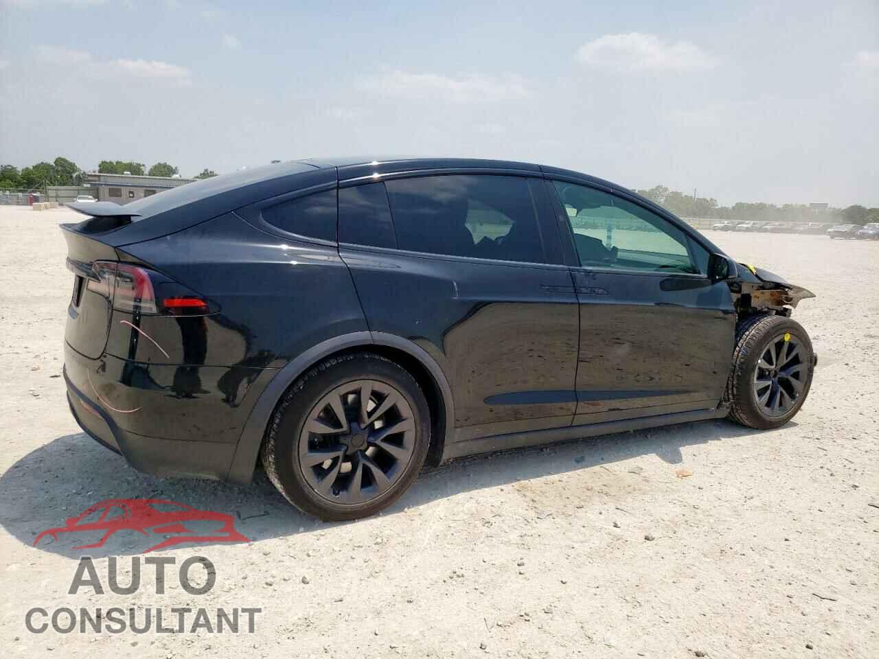 TESLA MODEL X 2023 - 7SAXCBE5XPF404833