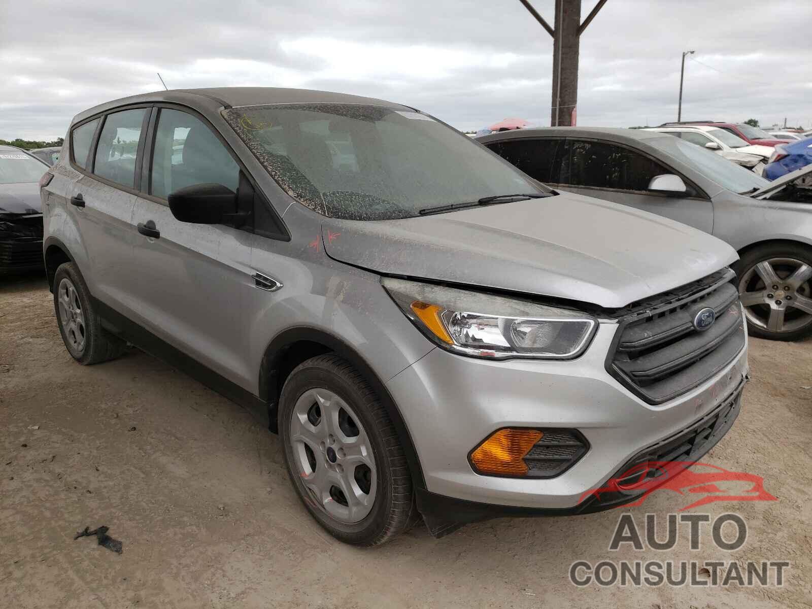FORD ESCAPE 2017 - 1FMCU0F77HUC24839