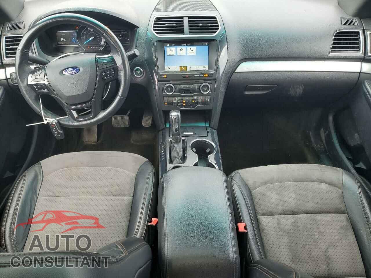 FORD EXPLORER 2017 - 1FM5K7D82HGD51693