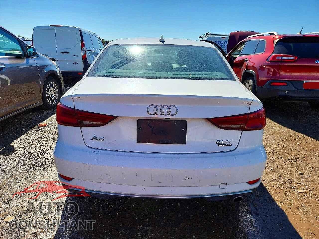 AUDI A3 2017 - WAUB8GFF6H1017894