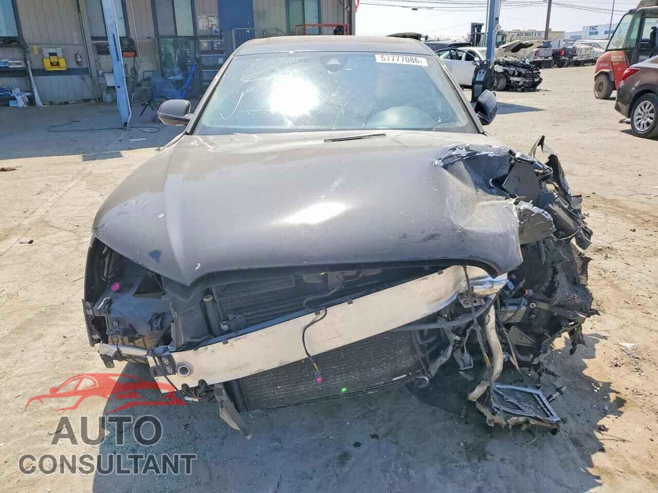AUDI A8 2014 - WAUR2AFD9EN007828