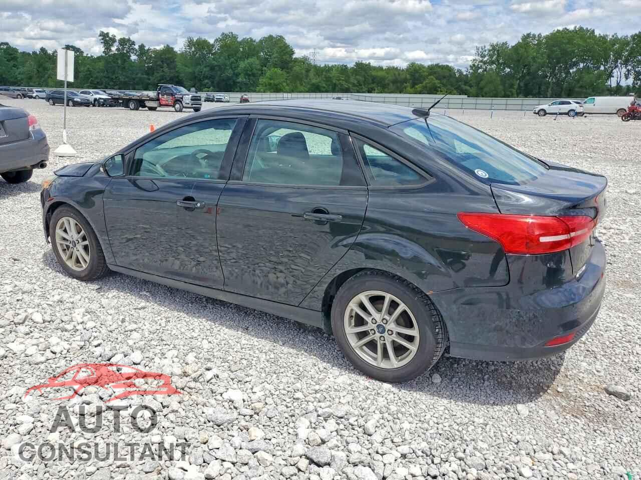 FORD FOCUS 2015 - 1FADP3F26FL355484