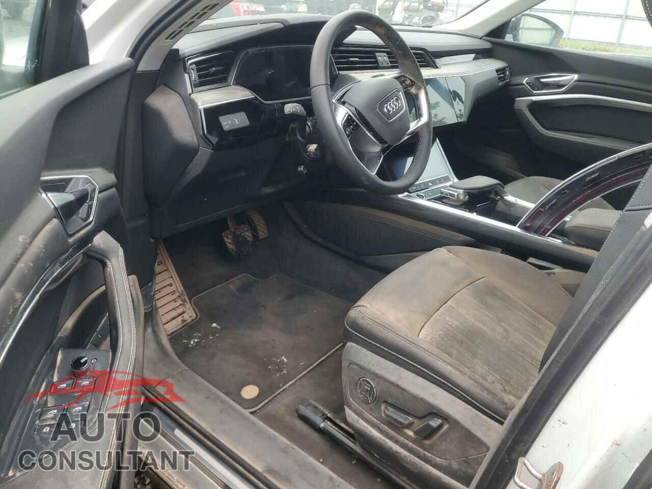 AUDI E-TRON 2021 - WA1AAAGE2MB037094