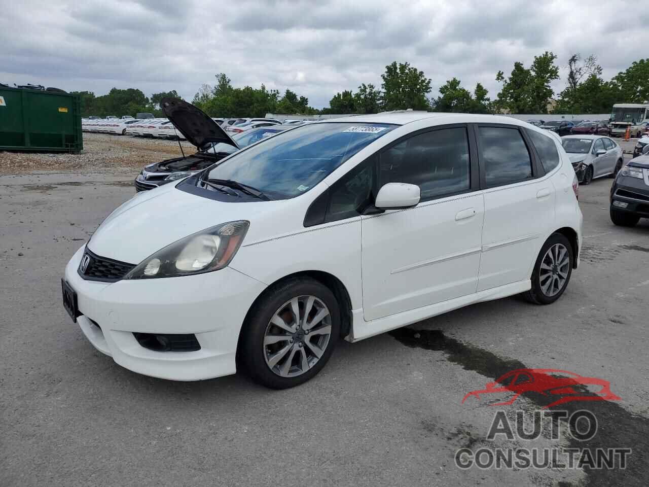 HONDA FIT 2013 - JHMGE8H50DC041052