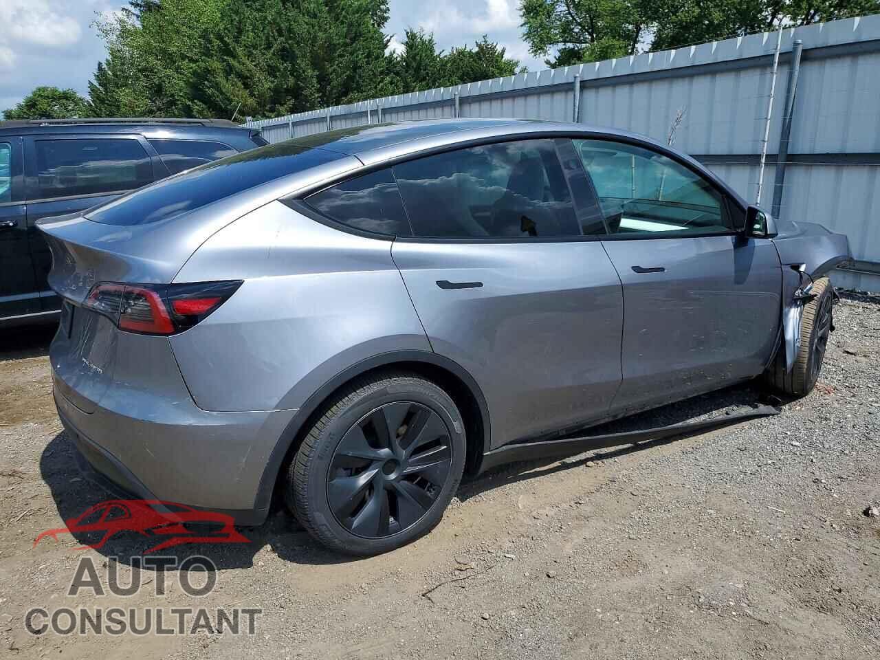 TESLA MODEL Y 2024 - 7SAYGDEEXRA302520