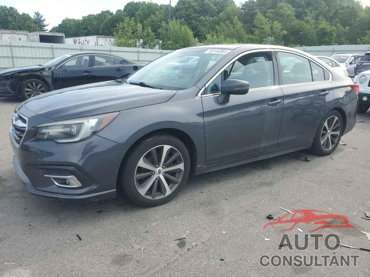 SUBARU LEGACY 2018 - 4S3BNAN67J3040251