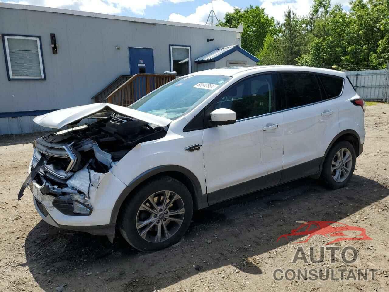 FORD ESCAPE 2017 - 1FMCU9GD4HUC58469