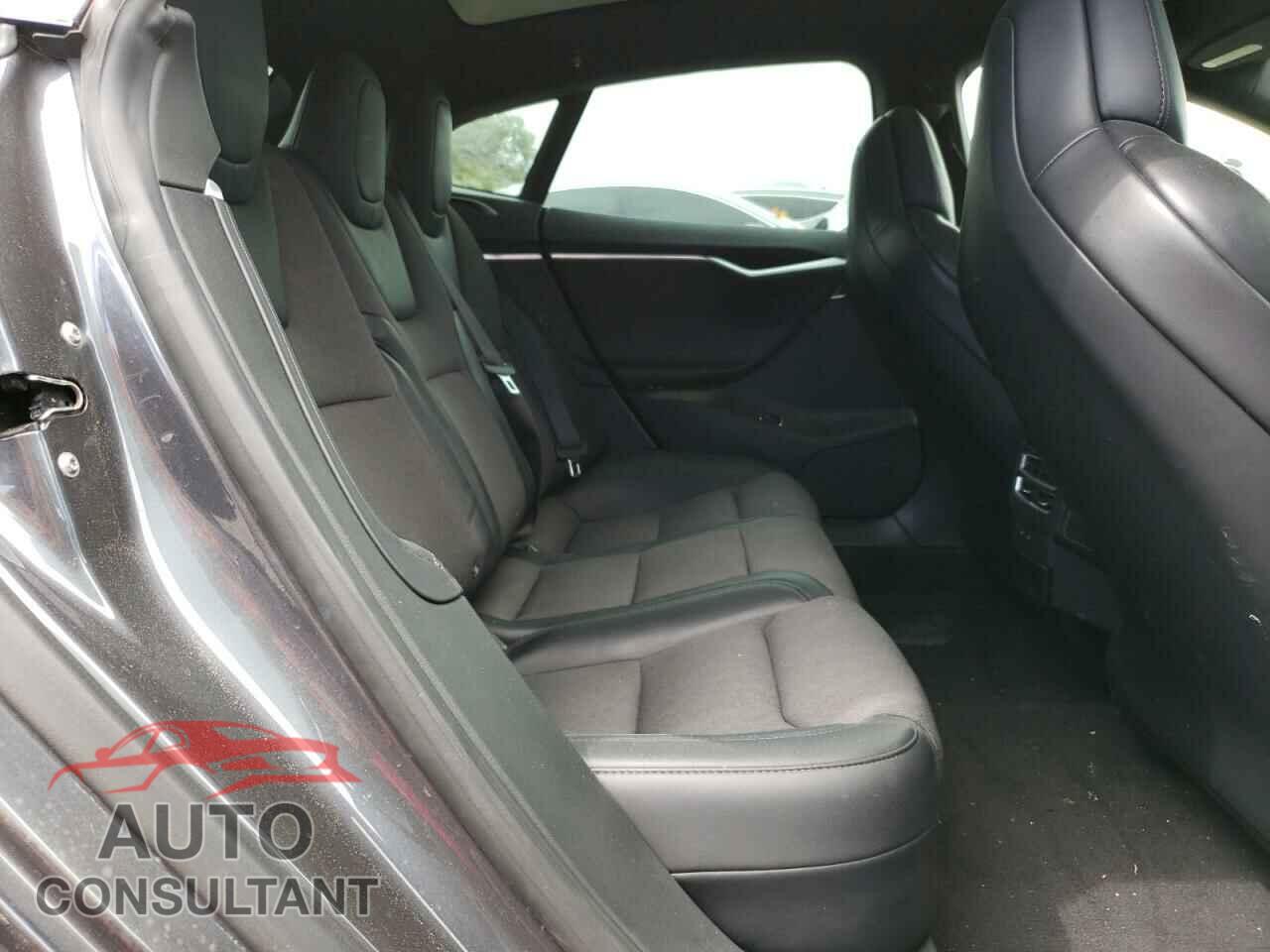 TESLA MODEL S 2018 - 5YJSA1E22JF249683