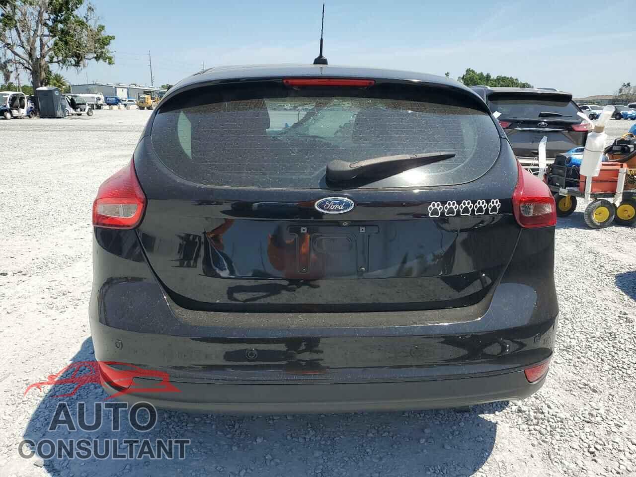FORD FOCUS 2017 - 1FADP3M23HL269734