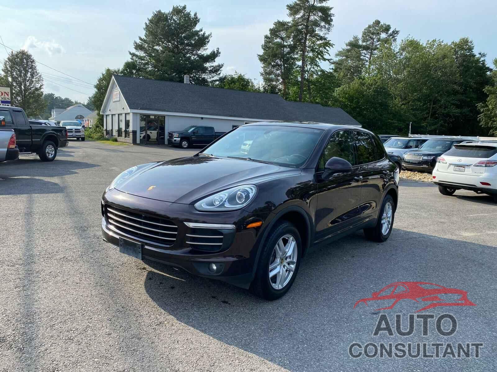 PORSCHE CAYENNE 2016 - WP1AA2A23GKA14761