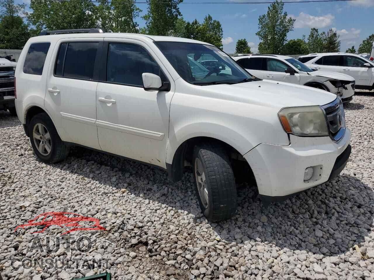HONDA PILOT 2011 - 5FNYF4H58BB077101