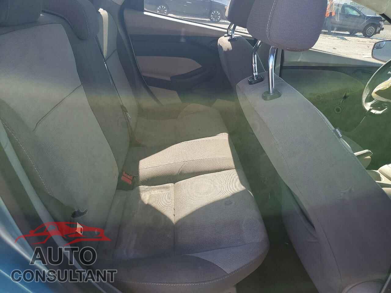 FORD FOCUS 2012 - 1FAHP3F2XCL219503