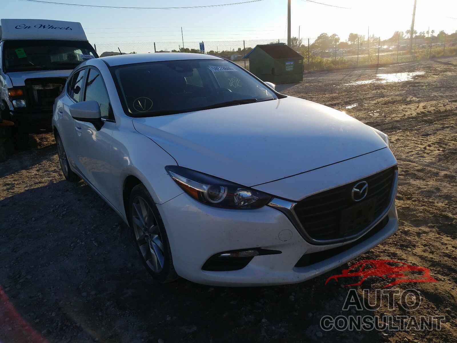 MAZDA 3 2017 - 3MZBN1L79HM118305