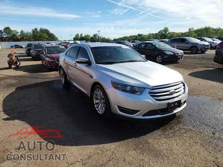 FORD TAURUS 2017 - 1FAHP2F85HG111885