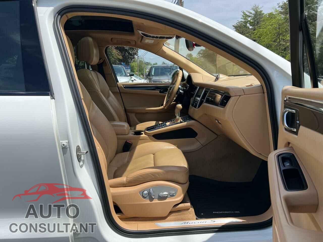 PORSCHE MACAN 2015 - WP1AB2A51FLB68451