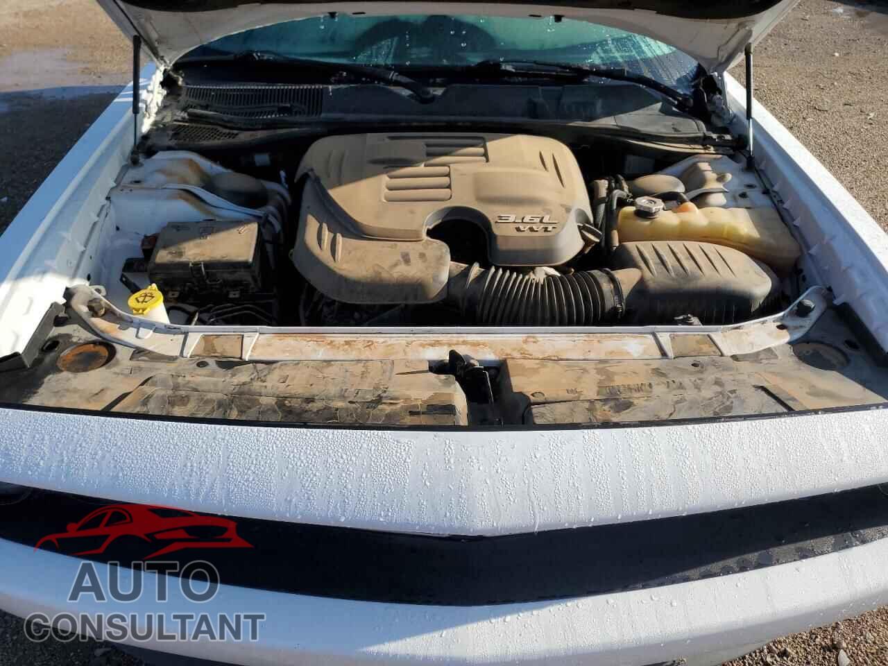 DODGE CHALLENGER 2018 - 2C3CDZAG8JH215595