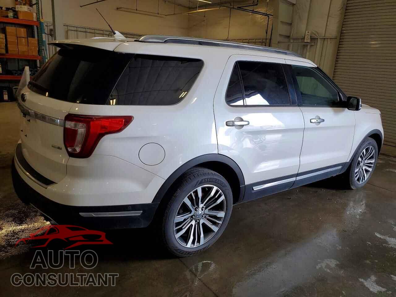 FORD EXPLORER 2018 - 1FM5K8HTXJGB48660
