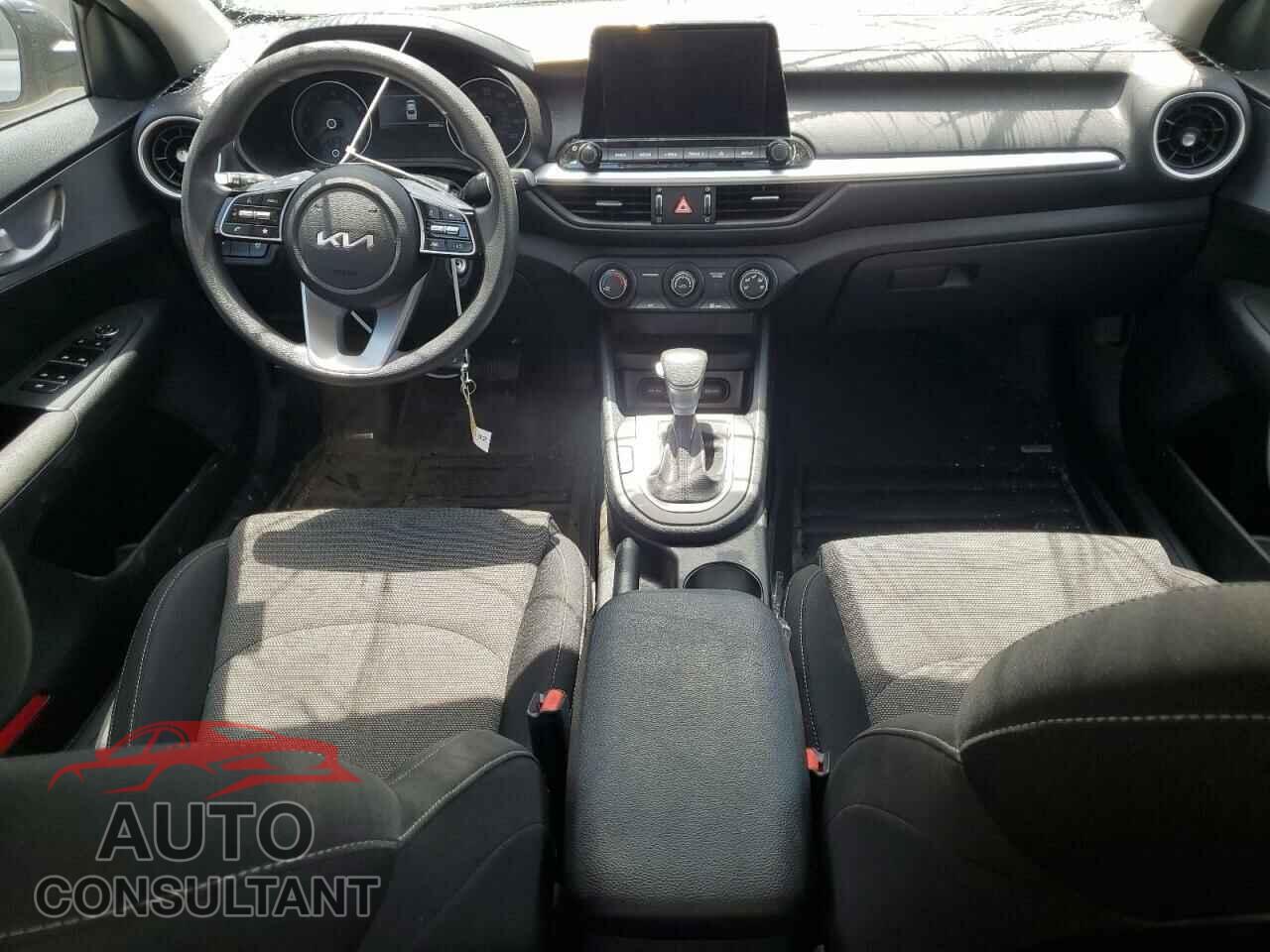 KIA FORTE 2023 - 3KPF24AD7PE518122