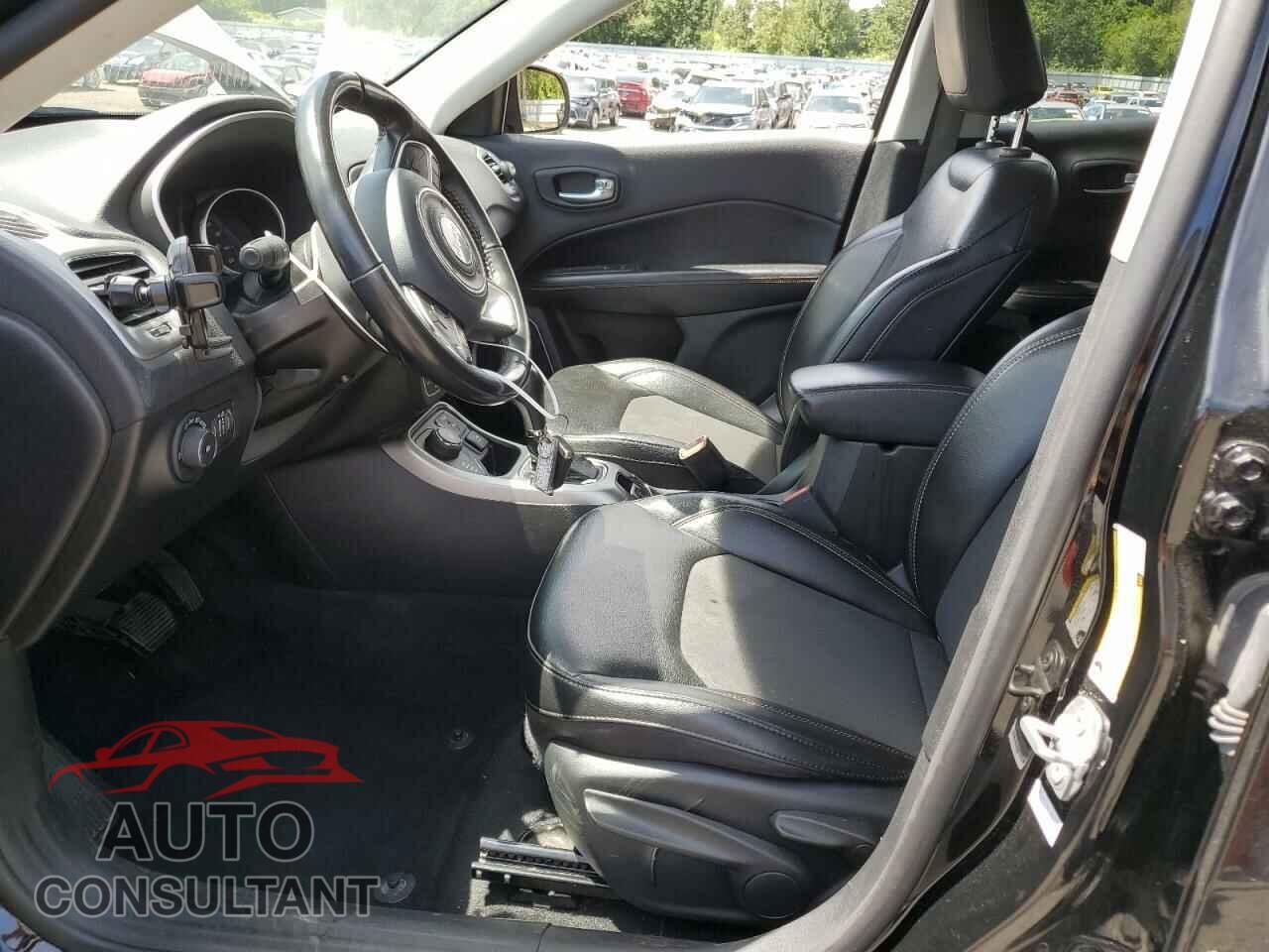 JEEP COMPASS 2020 - 3C4NJDBB7LT116182