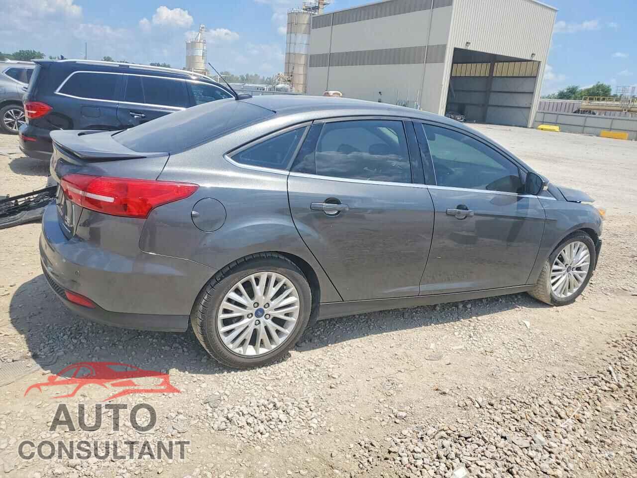 FORD FOCUS 2017 - 1FADP3J2XHL268357