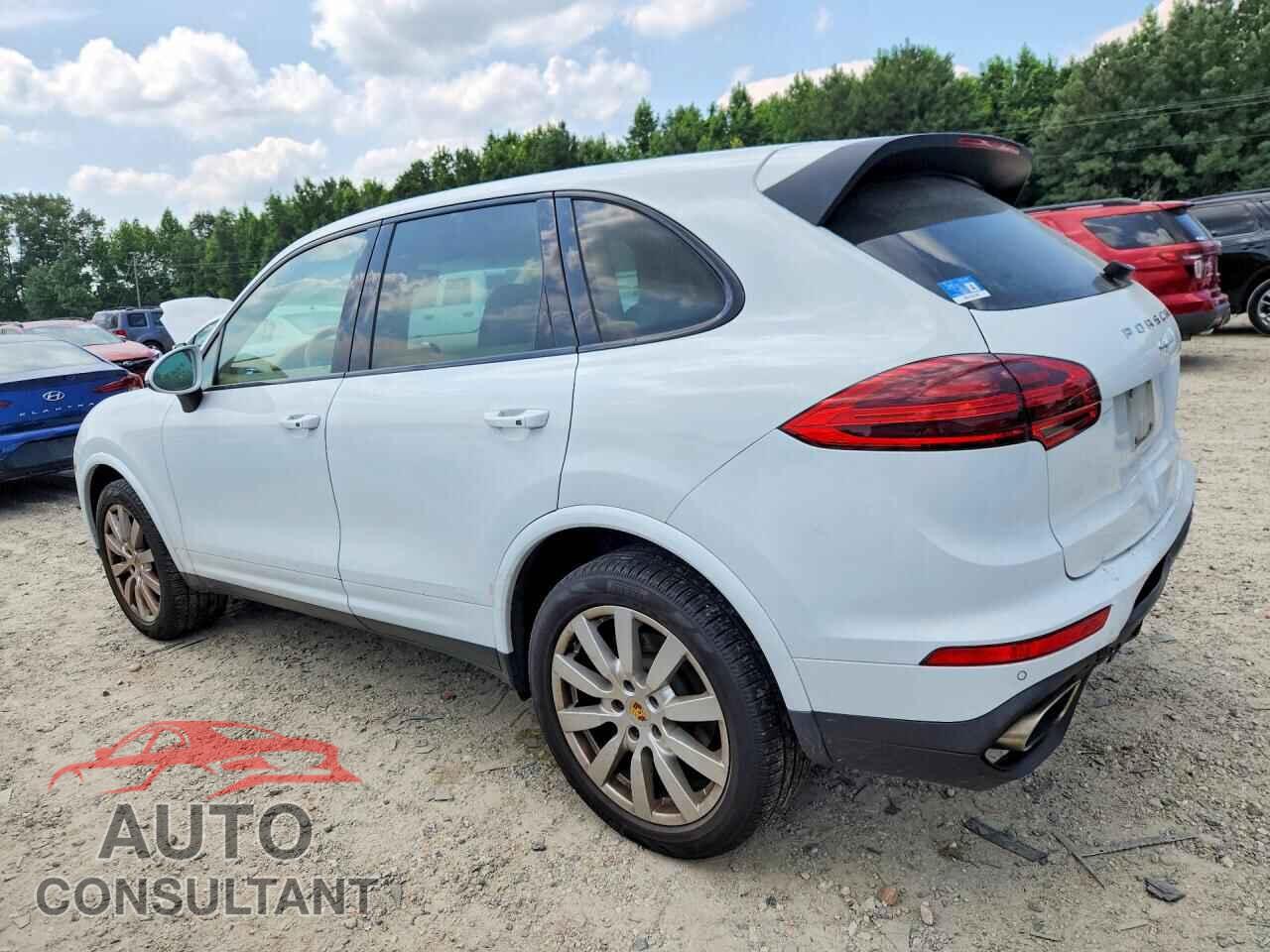 PORSCHE CAYENNE 2017 - WP1AA2A21HKA85751