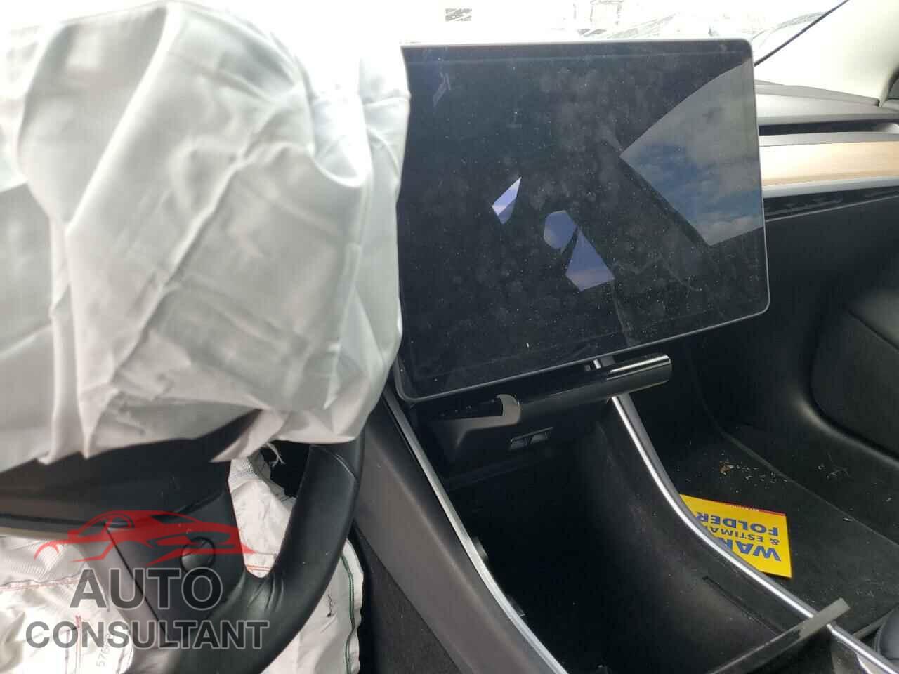 TESLA MODEL 3 2018 - 5YJ3E1EAXJF016800