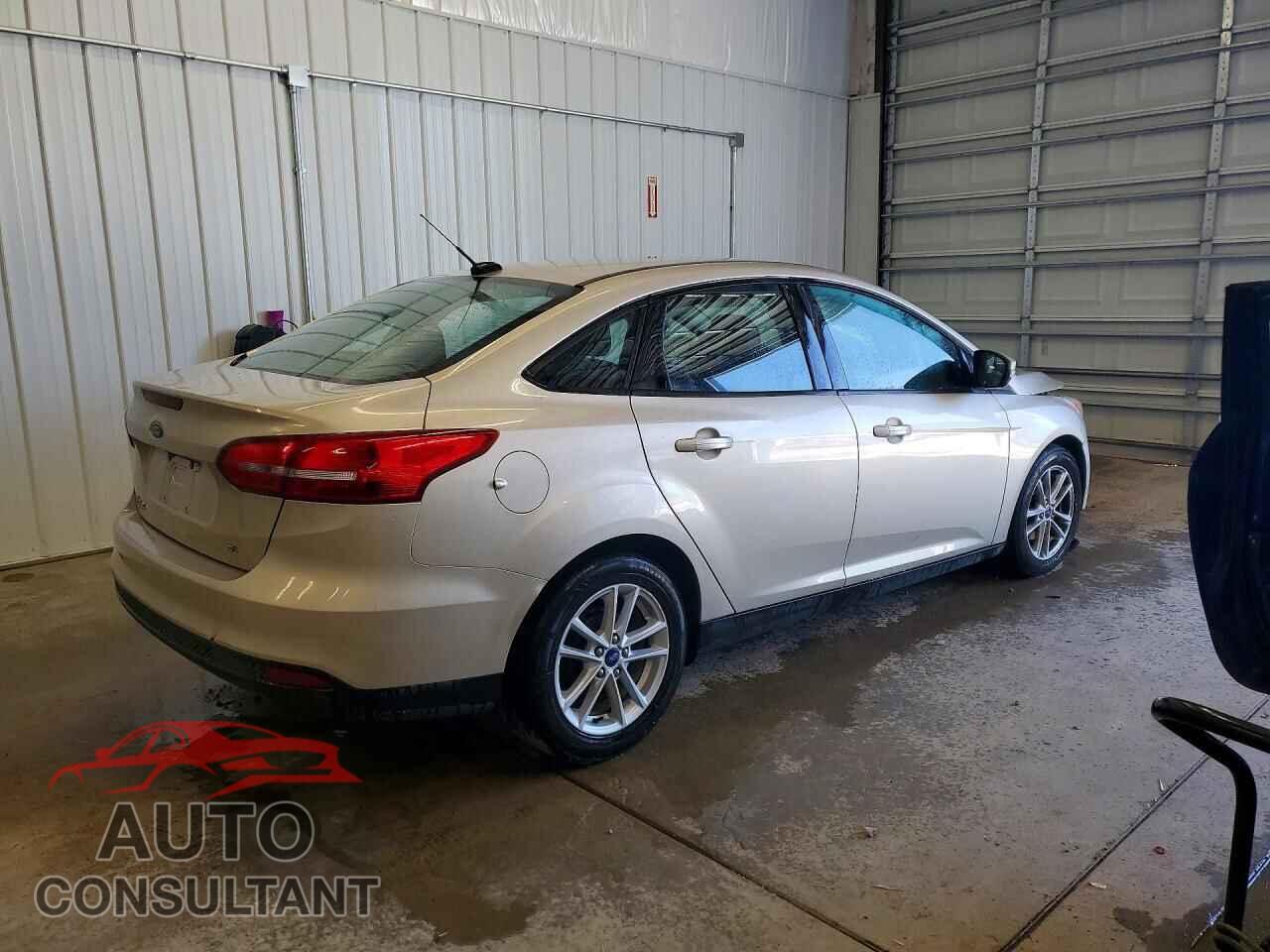 FORD FOCUS 2017 - 1FADP3F22HL309430