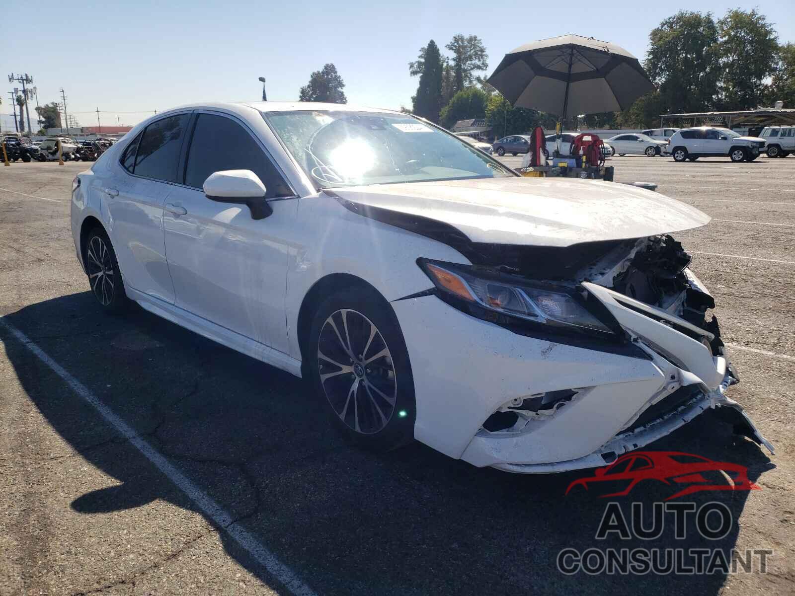 TOYOTA CAMRY 2020 - 4T1G11AK4LU924760