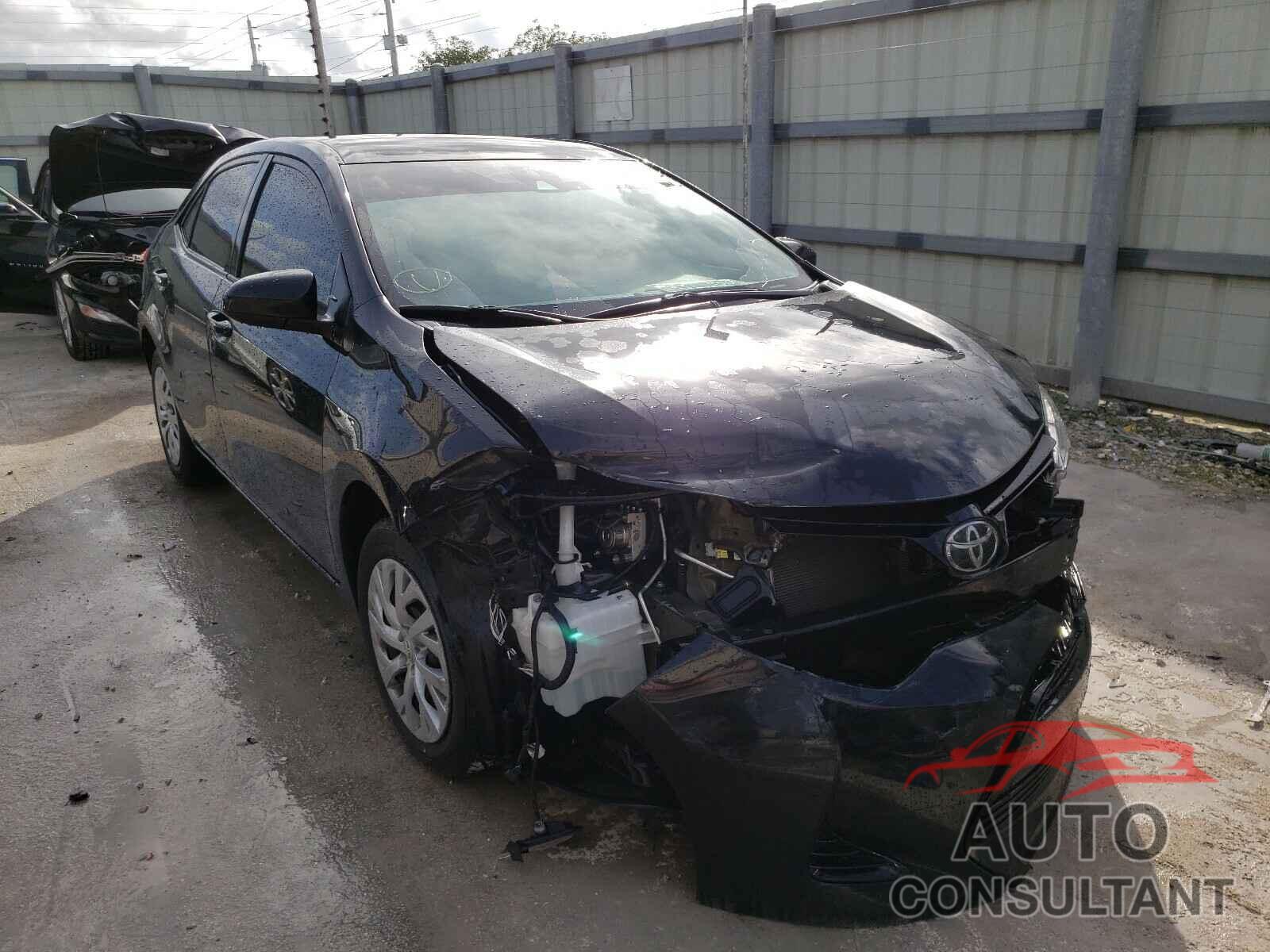 TOYOTA COROLLA 2018 - 5YFBURHE8JP832579