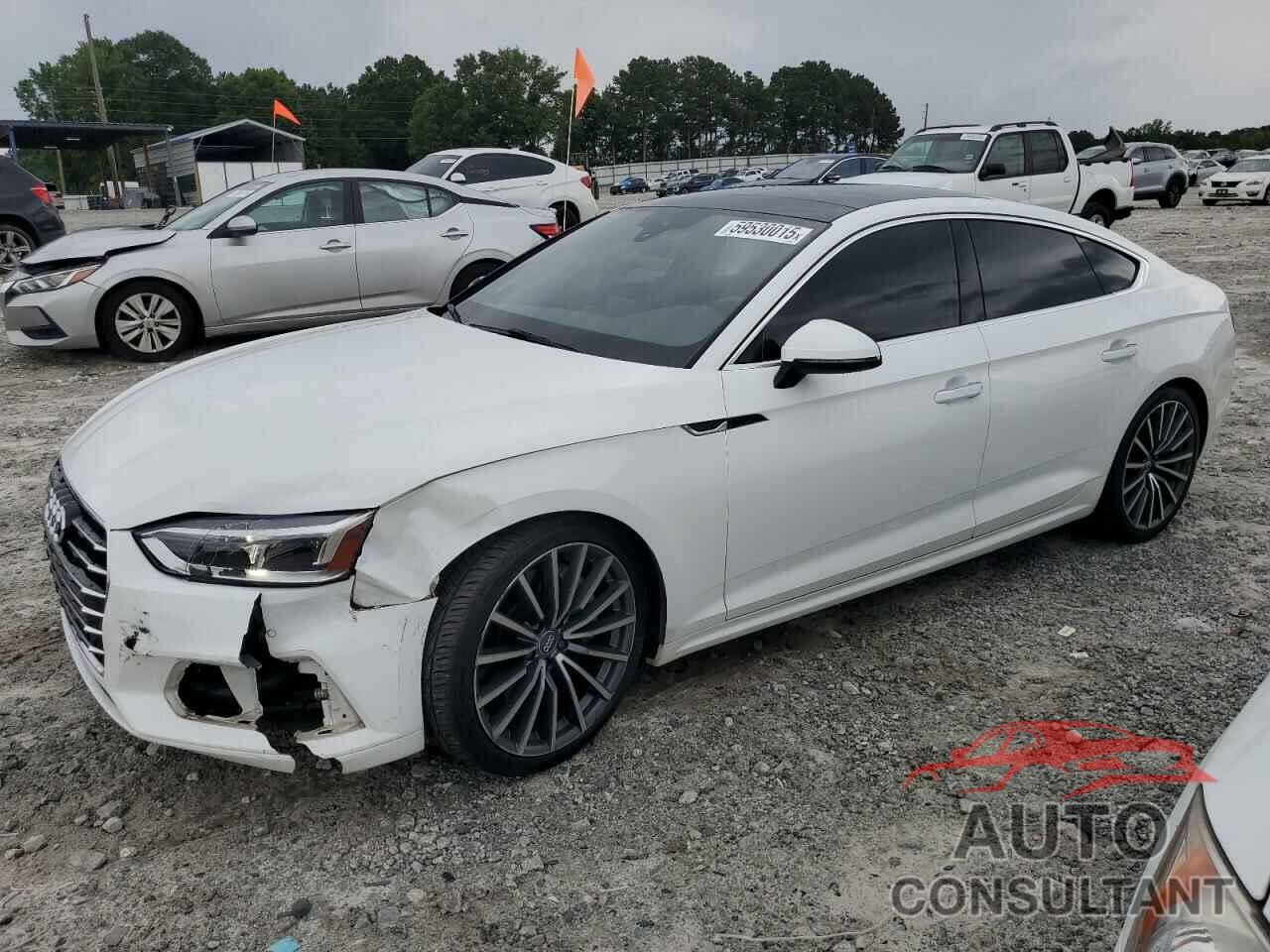 AUDI A5 2018 - WAUBNCF51JA033693