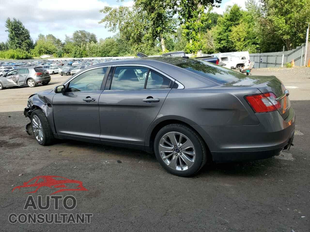FORD TAURUS 2011 - 1FAHP2FW4BG139747