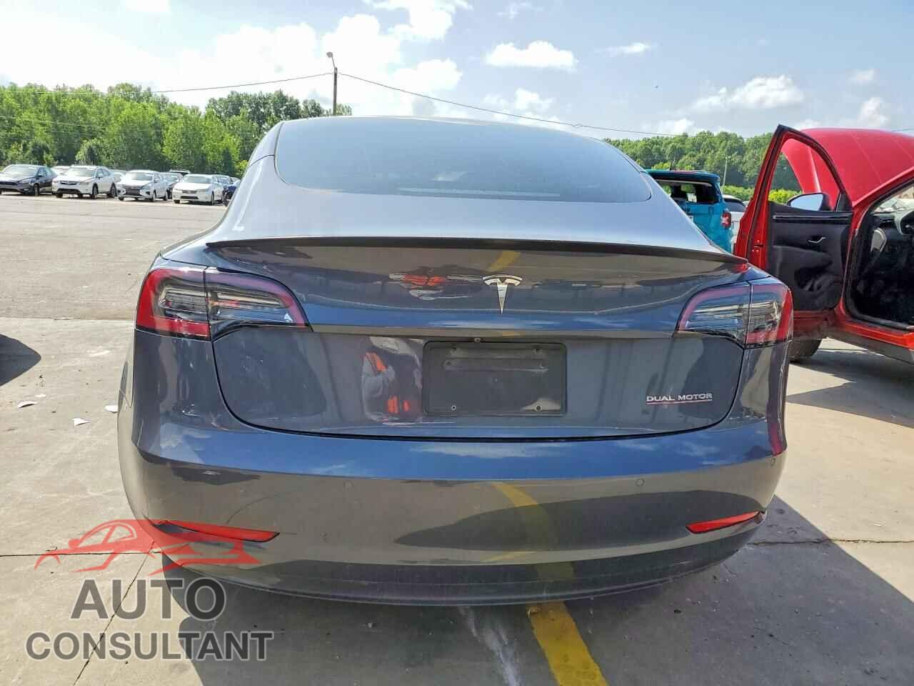 TESLA MODEL 3 2022 - 5YJ3E1EC9NF299214