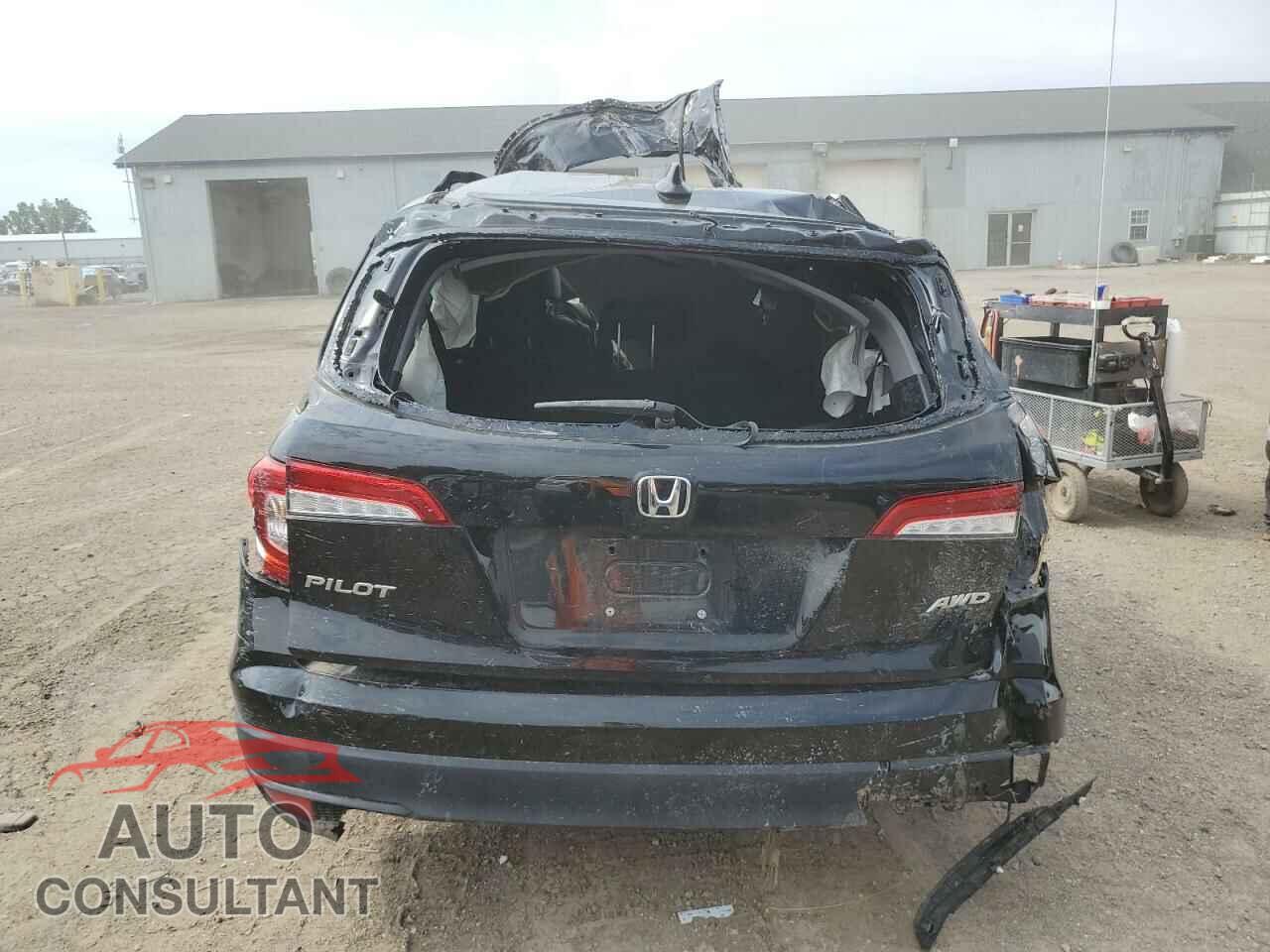HONDA PILOT 2021 - 5FNYF6H57MB041625