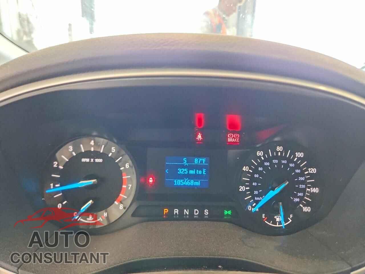 FORD FUSION 2015 - 1FA6P0G70F5126014