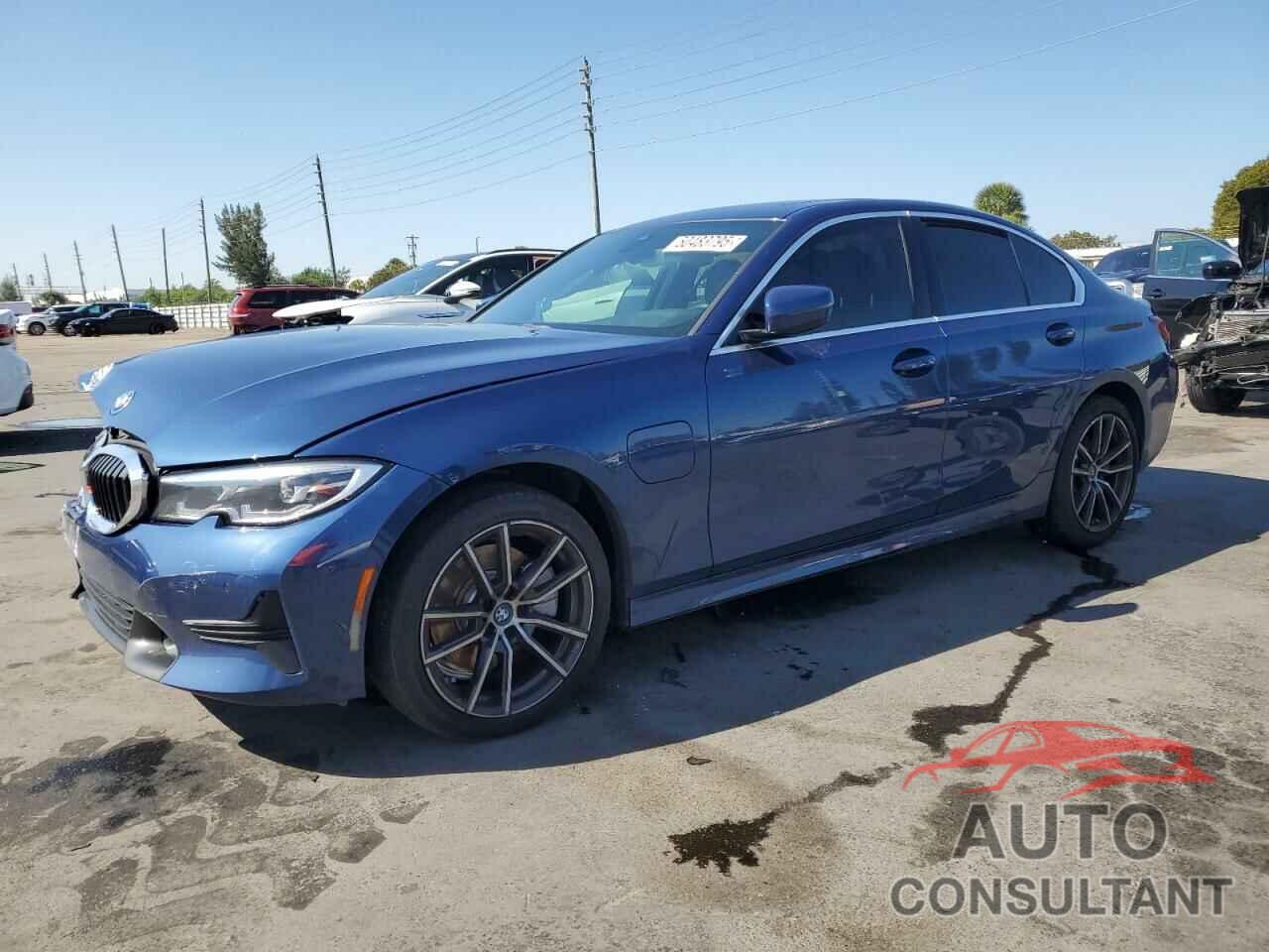 BMW 3 SERIES 2022 - 3MW5P7J01N8C58109