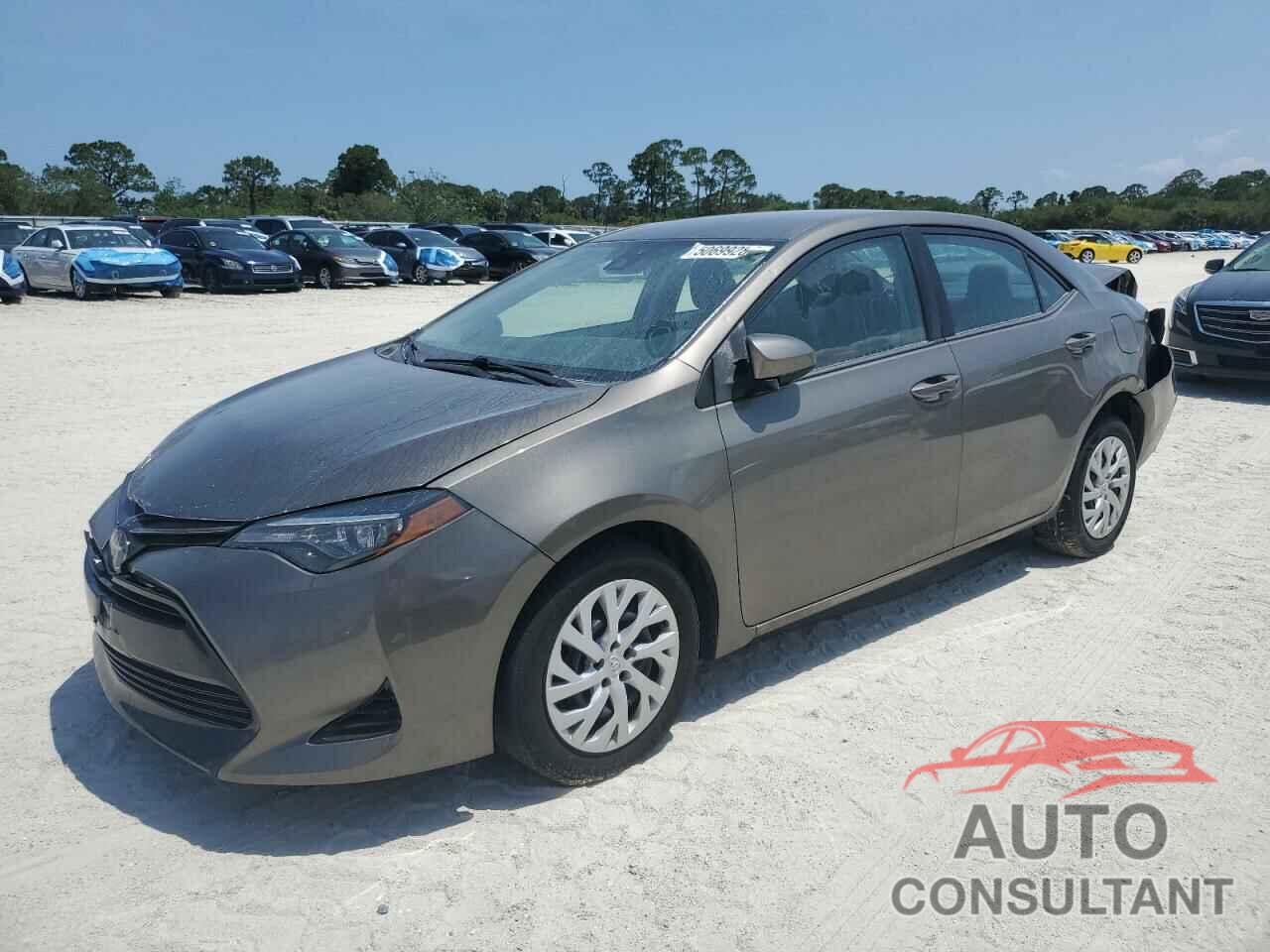 TOYOTA COROLLA 2018 - 5YFBURHE1JP783483