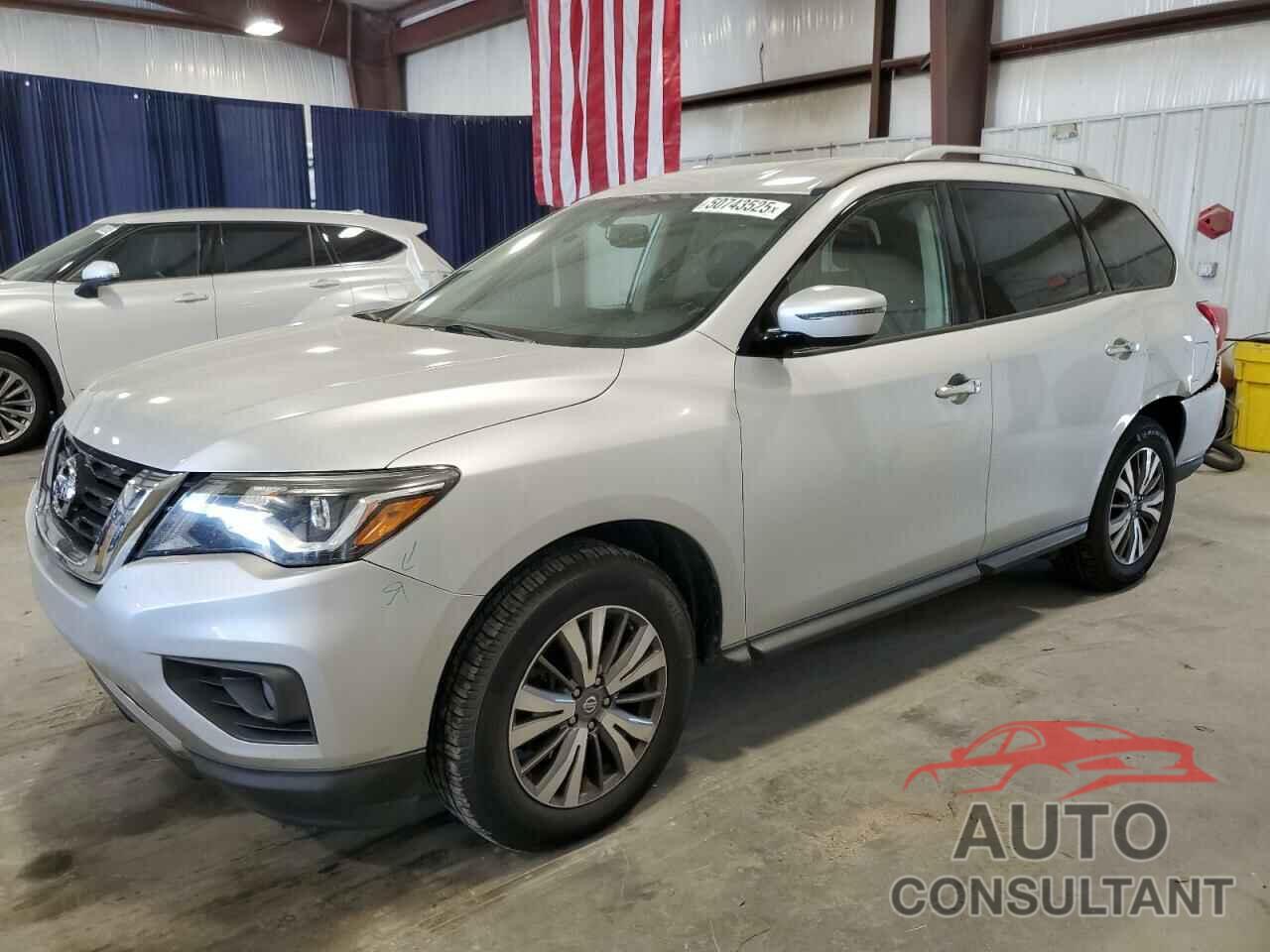 NISSAN PATHFINDER 2018 - 5N1DR2MM6JC609220