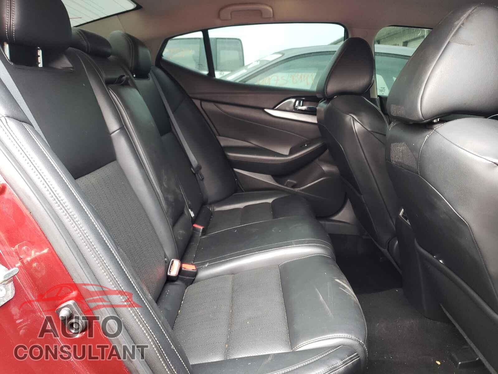 NISSAN MAXIMA 2017 - 1N4AA6AP7HC373830