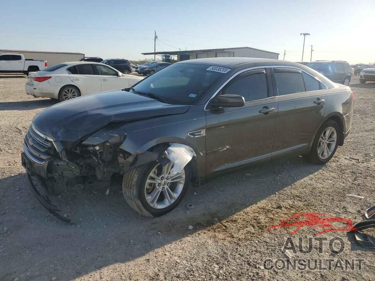 FORD TAURUS 2018 - 1FAHP2E81JG119909