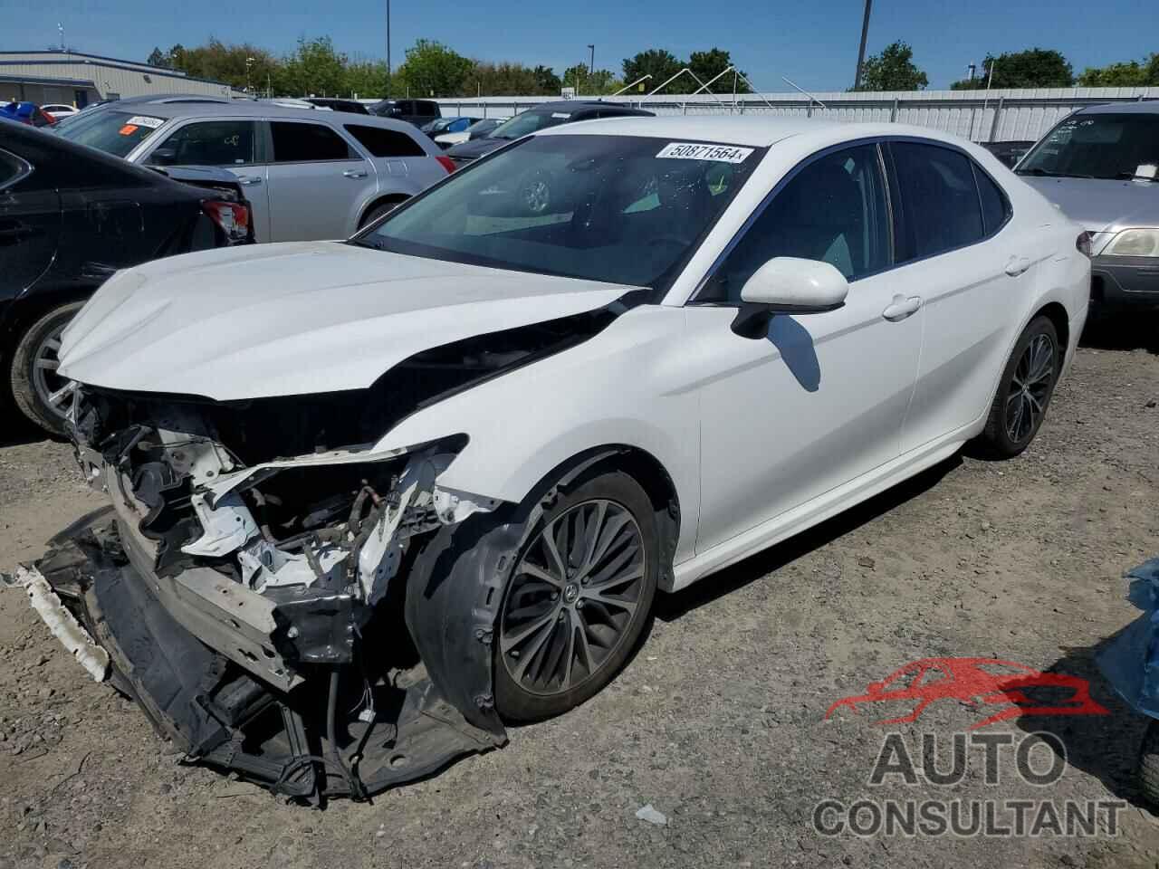 TOYOTA CAMRY 2018 - 4T1B11HK1JU559497