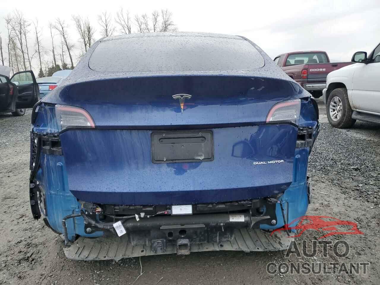 TESLA MODEL Y 2023 - 7SAYGAEE0PF742387