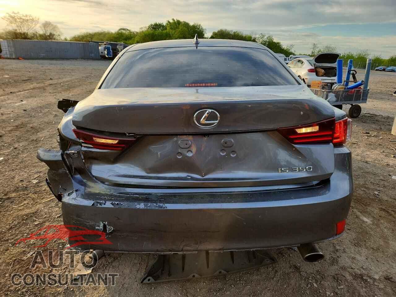 LEXUS IS 2014 - JTHBE1D25E5006865