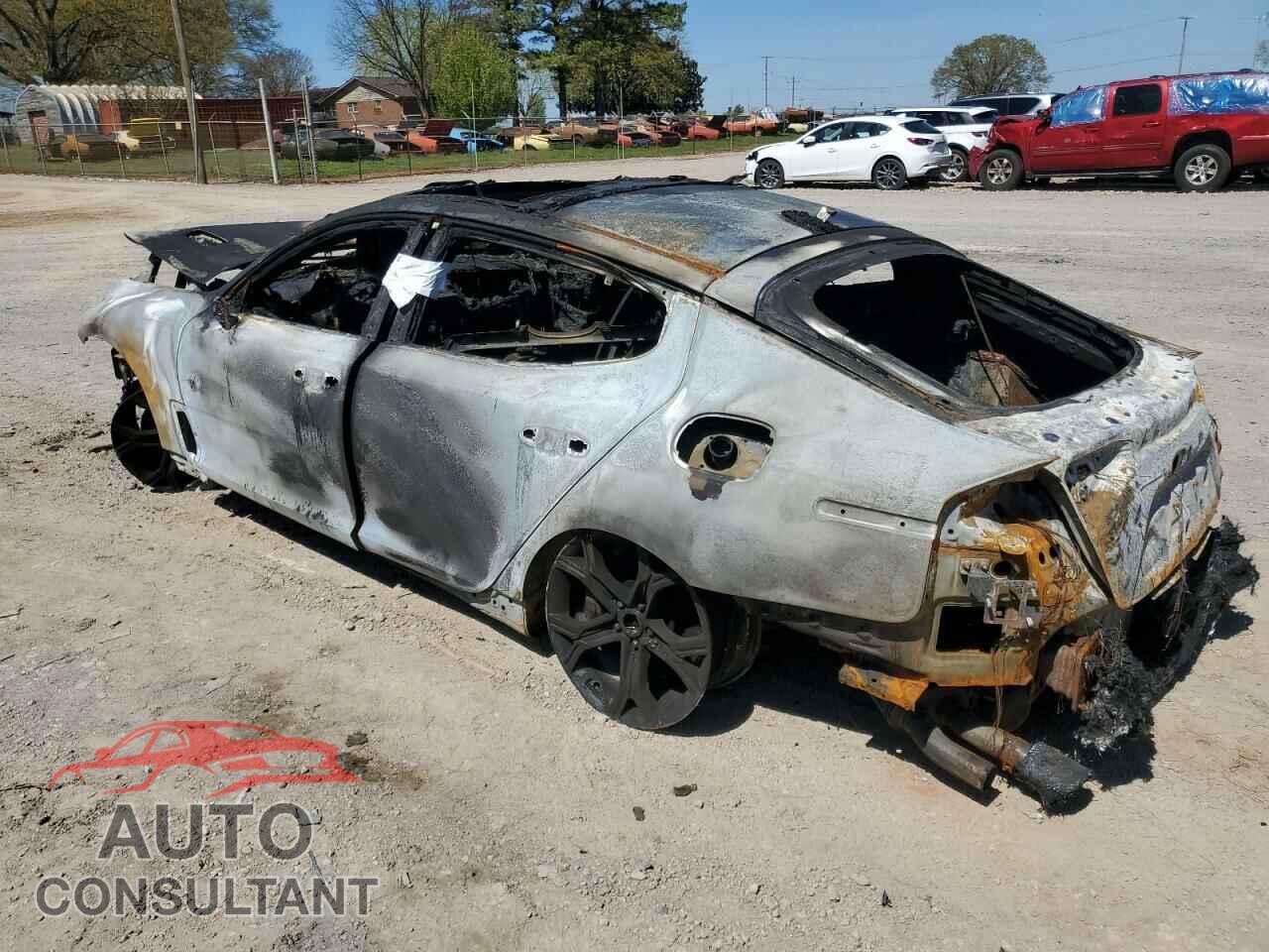 KIA STINGER 2019 - KNAE55LC5K6067510