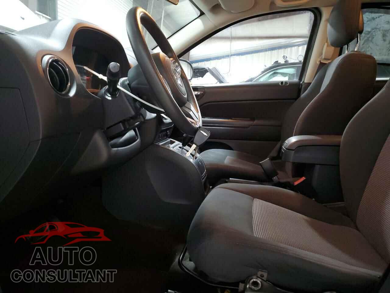JEEP COMPASS 2013 - 1C4NJDBB3DD271450
