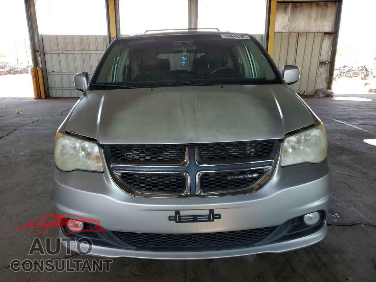 DODGE CARAVAN 2011 - 2D4RN5DG8BR679525