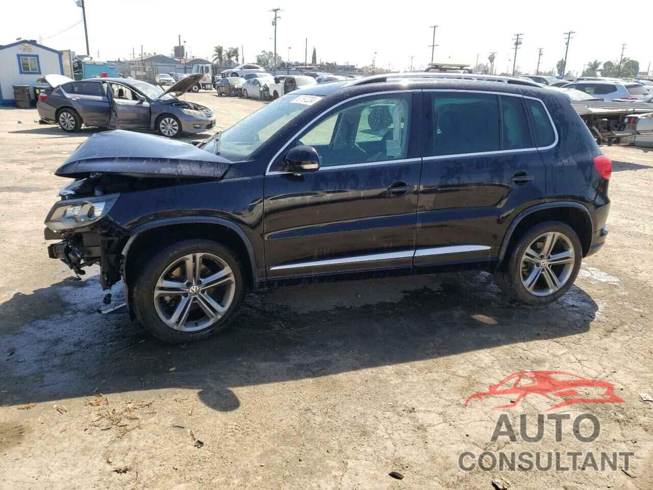 VOLKSWAGEN TIGUAN 2017 - WVGTV7AX0HK015693