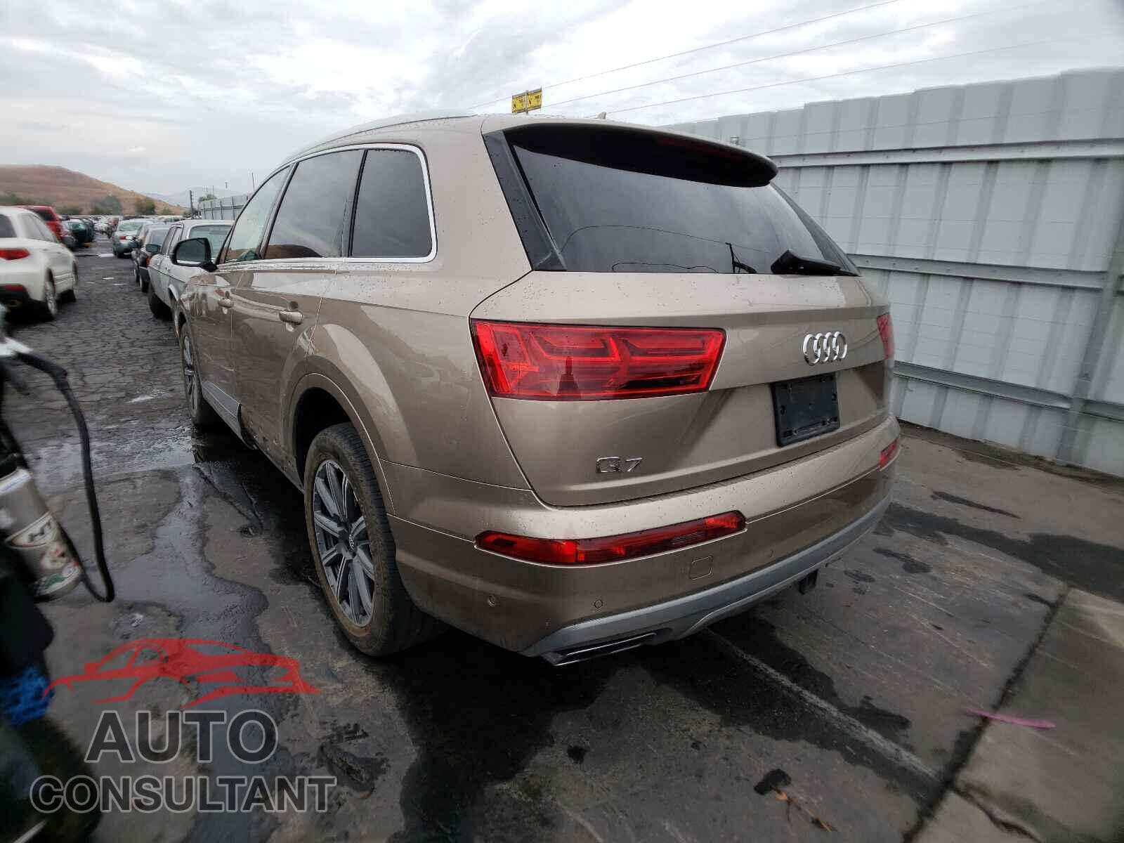 AUDI Q7 2019 - WA1VAAF71KD012113