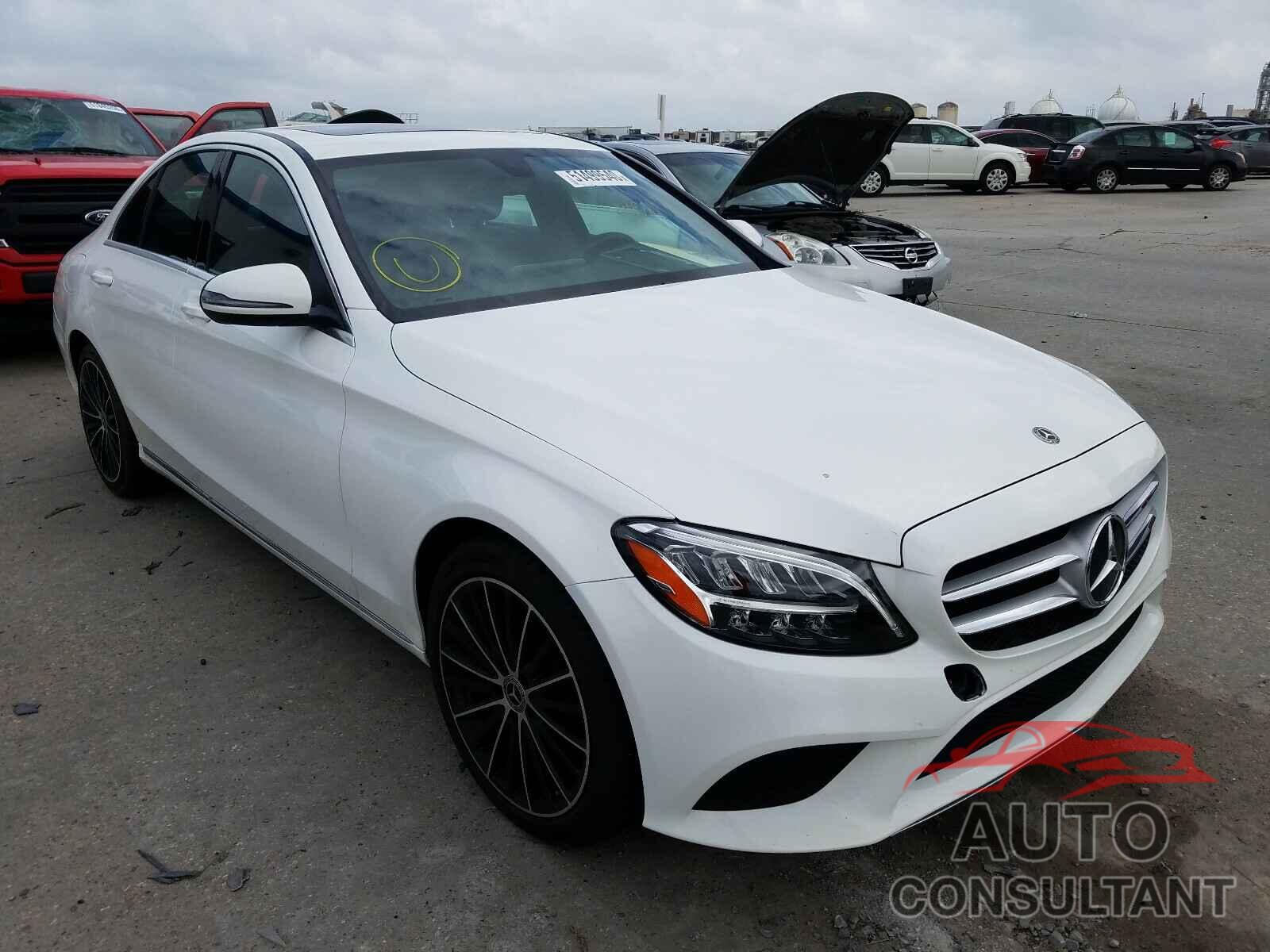 MERCEDES-BENZ C CLASS 2019 - 55SWF8DB0KU307660