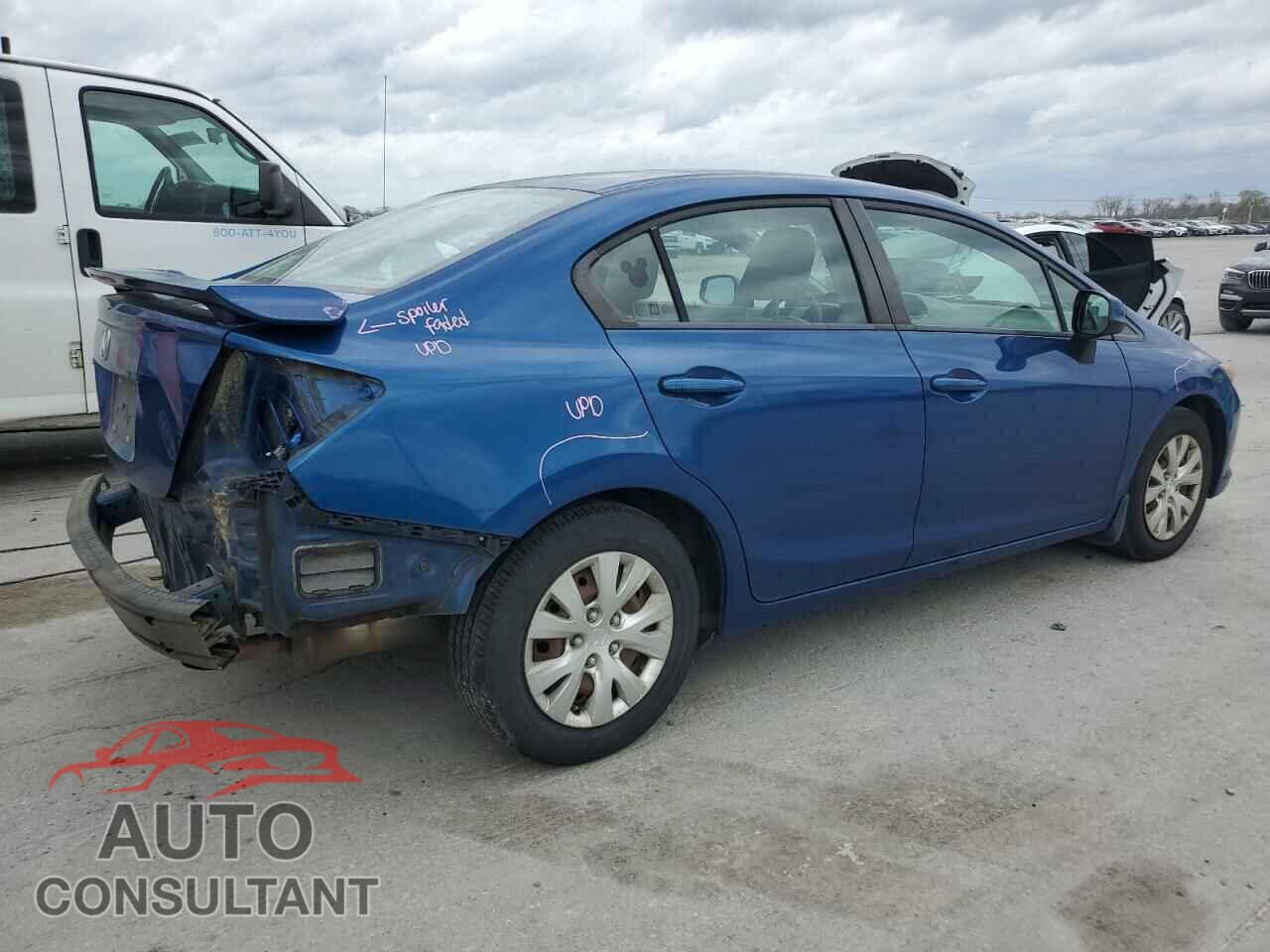 HONDA CIVIC 2012 - 2HGFB2E56CH511587
