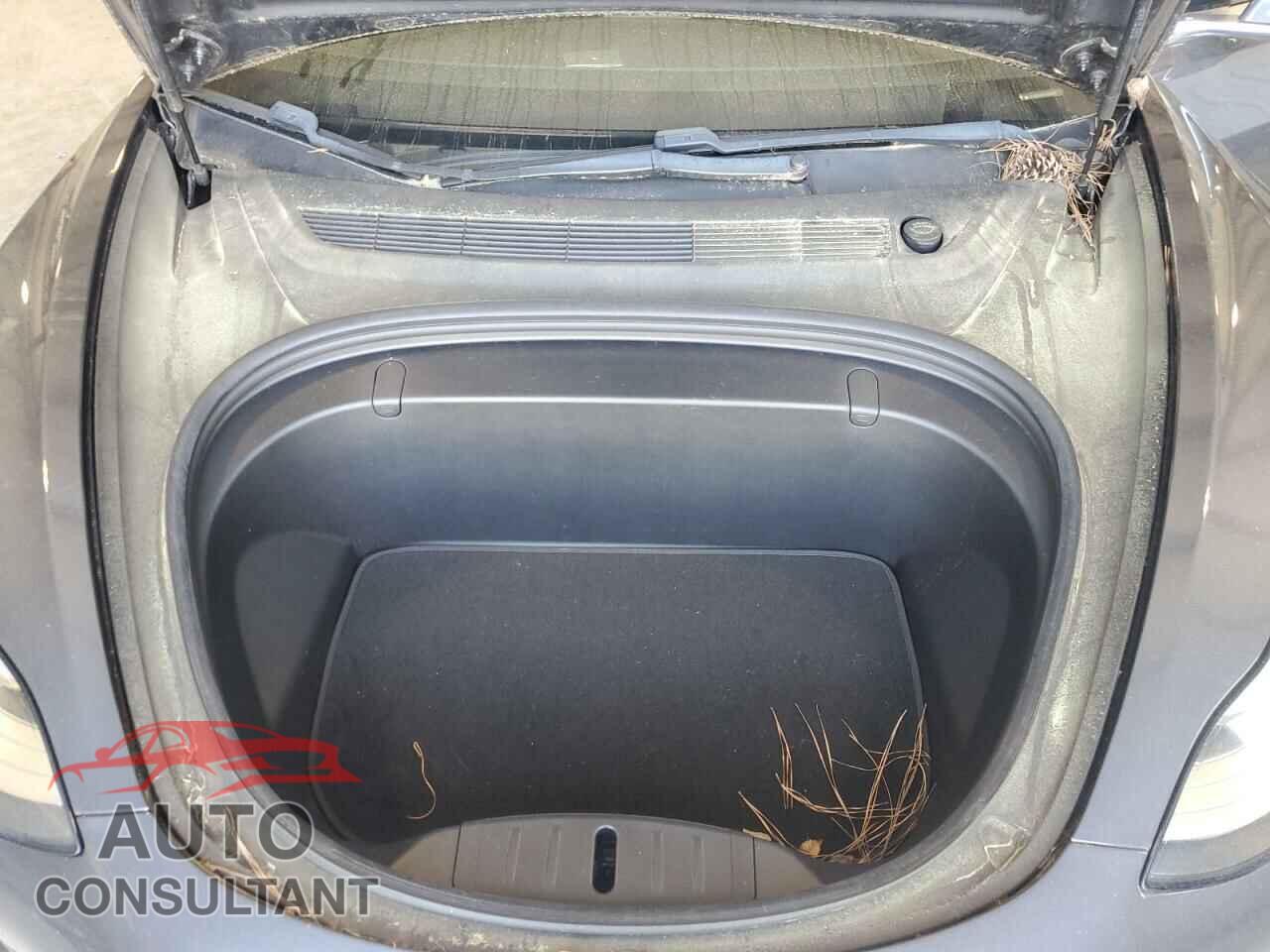 TESLA MODEL 3 2018 - 5YJ3E1EA5JF059313